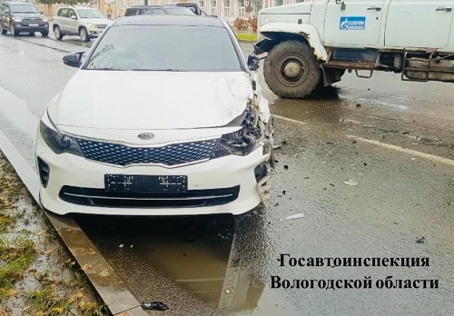 В Вологде в ДТП пострадала 6-летняя девочка В Вологде в ДТП пострадала 6-летняя девочка
