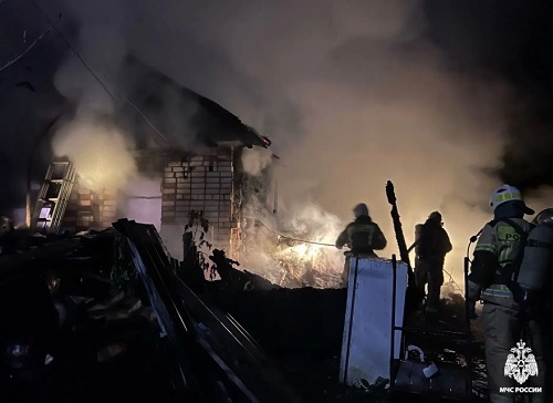 Мать и сын погибли на пожаре в Вологде Мать и сын погибли на пожаре в Вологде