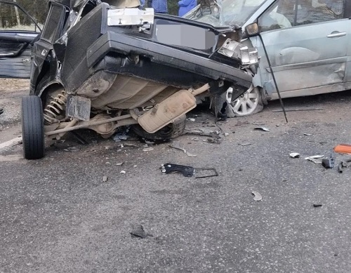 В Кадуйском округе в ДТП погиб водитель автомобиля