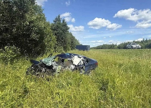 Два человека погибли и один пострадал в ДТП в Грязовецком округе Два человека погибли и один пострадал в ДТП в Грязовецком округе